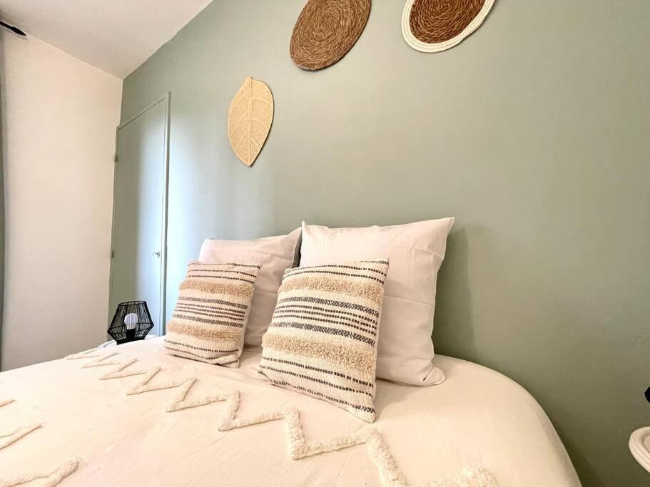 L'Instant Present - Calme & Elegant Proche Gare Apartment โรอาน ภายนอก รูปภาพ