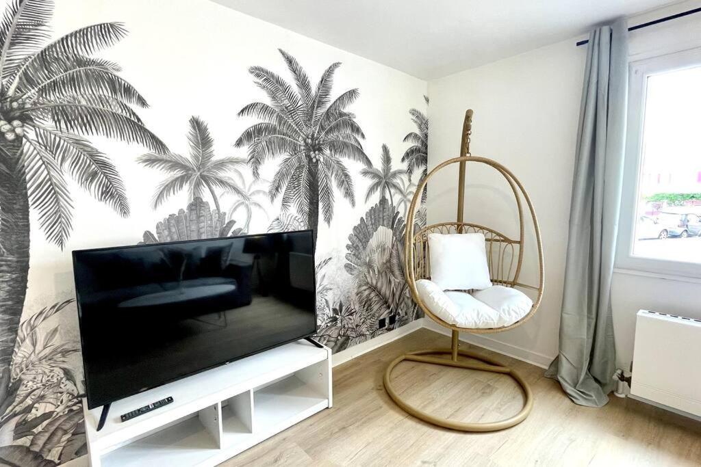 L'Instant Present - Calme & Elegant Proche Gare Apartment โรอาน ภายนอก รูปภาพ